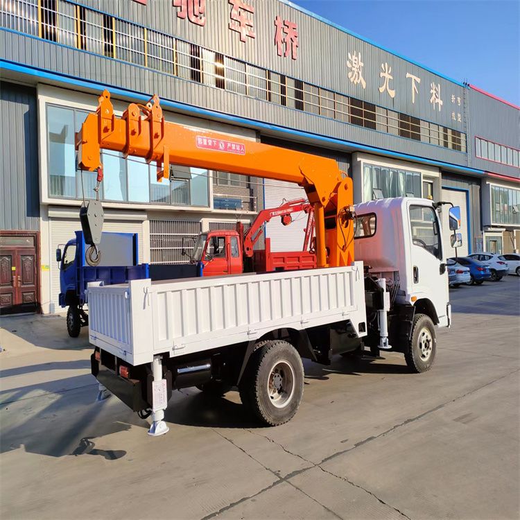 茂南区三轮随车吊定制 农用改装机自备吊中瑞长期出售